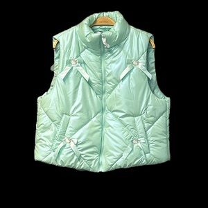 NWT Forever 21 x Hello Kitty Full Zip Light Green Puffer Jacket Vest Size 0X